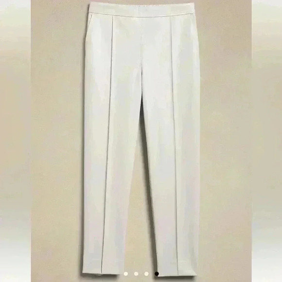 Banana Republic VEGAN LEATHER TAPERED PANT - Picture 4 of 4